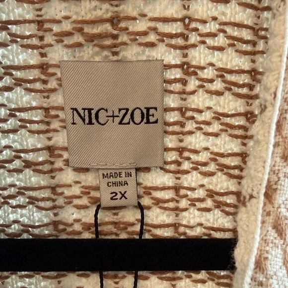 NWT - Nic+Zoe Cream and Gold Knit Jacket- 2X - Picture 2 of 11